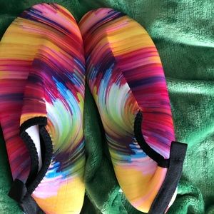 New Anluke multi-color slip-on water shoes